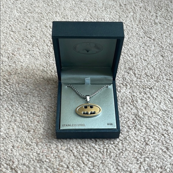 DC Comics Other - Batman Logo Pendant Necklace